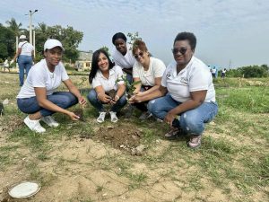 Lee más sobre el artículo Hospital Municipal Barsequillo se unió al Plan Nacional  de Reforestación