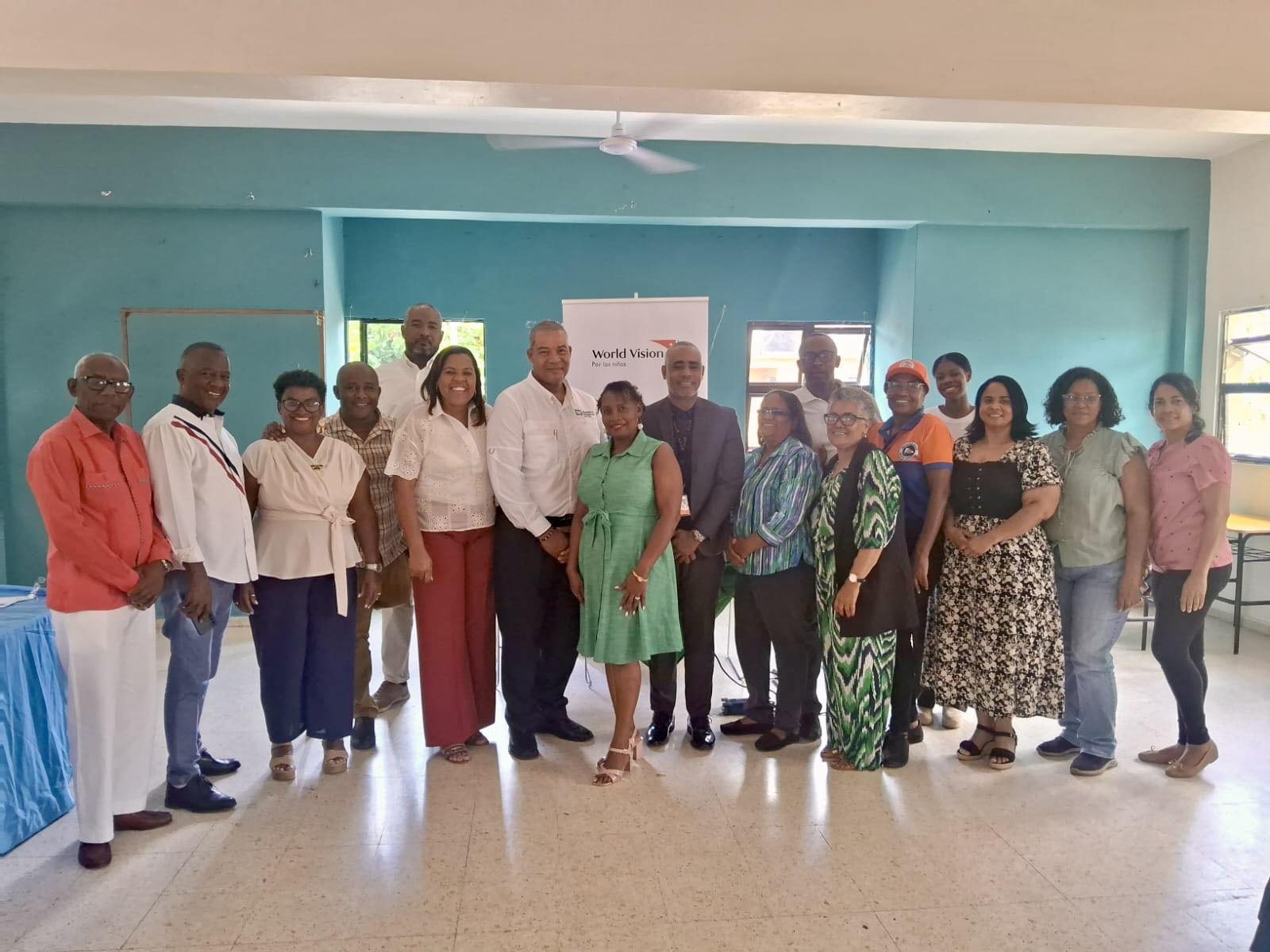 En este momento estás viendo Autoridades del Hospital Municipal Barsequillo participan en jornada de socialización de logros de World Vision en Haina